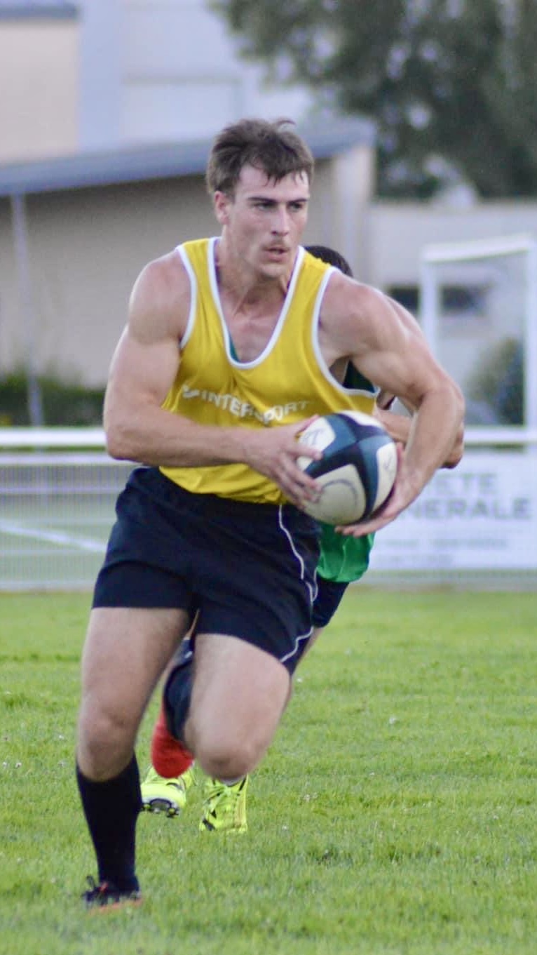 Nathan Déchaux jeune rugbyman en action sur le terrain